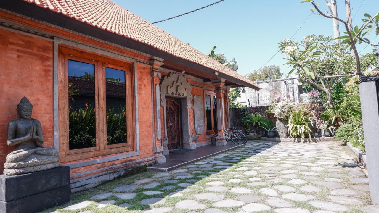Holiday home Segara House *